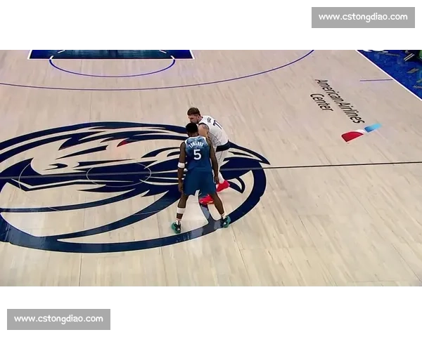 今日NBA焦点大战独行侠迎战湖人强强对话点燃西部赛场风云 今日NBA焦点大战独行侠迎战湖人强强对话点燃西部赛场风云